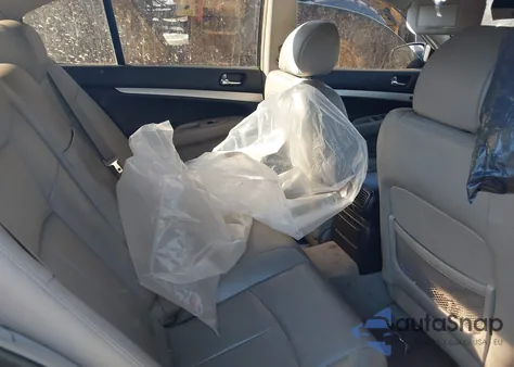 2009 Infiniti G37 Journey from USA, damaged, VIN JNKCV61E19M300498